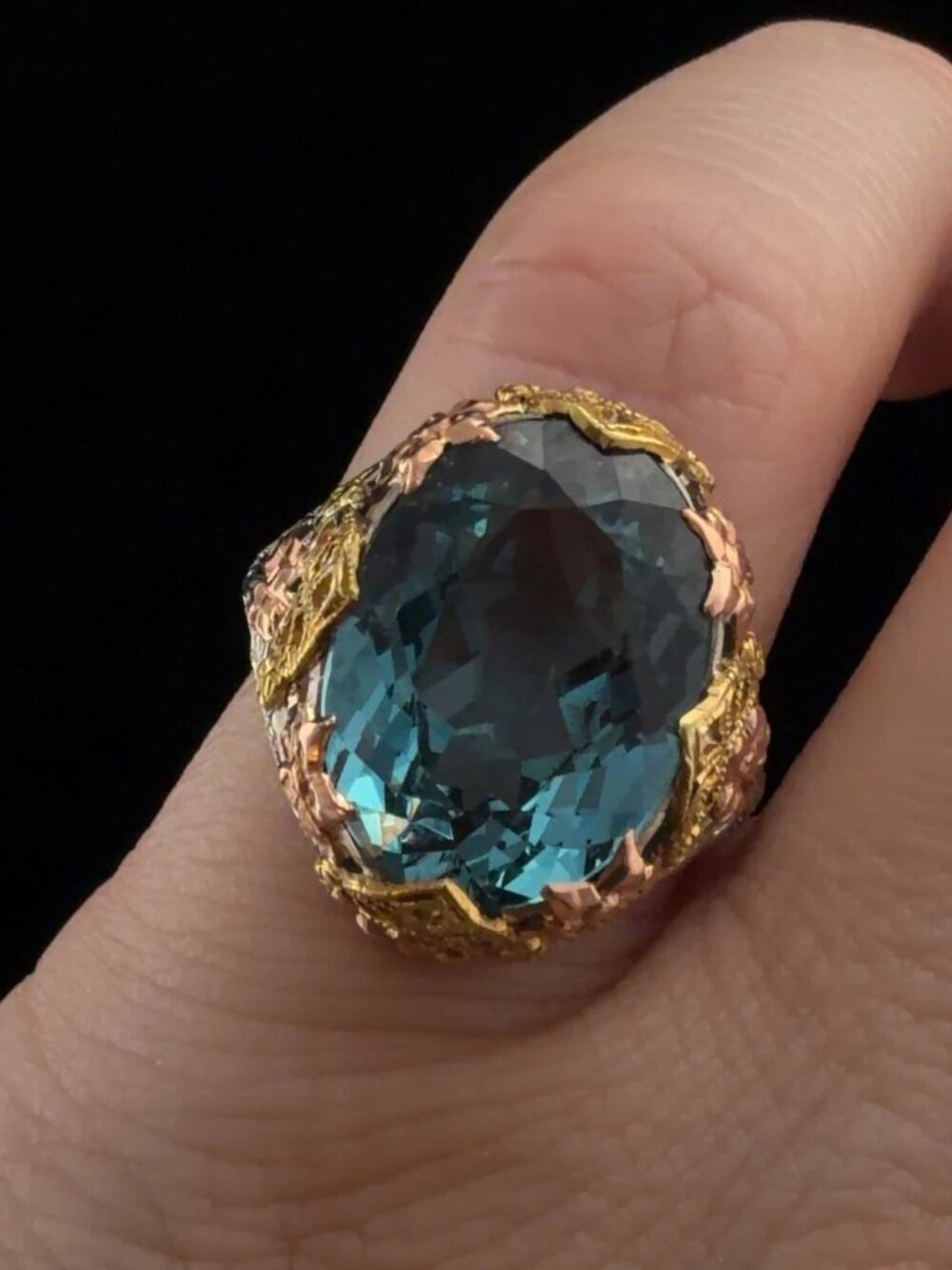 Vintage 14K Tri-Color Gold Oval Blue Spinel Floral Cocktail Ring 16x12mm Estate - Picture 13 of 13